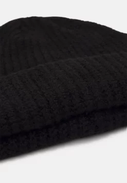 Pier One Short Micro Beanie UnisexBerrettoBlack Donna Cappelli E Foulard PI954P00B-Q11 -Pier One 0ebb65d54b0643c5908d2c2364f4ca2c scaled