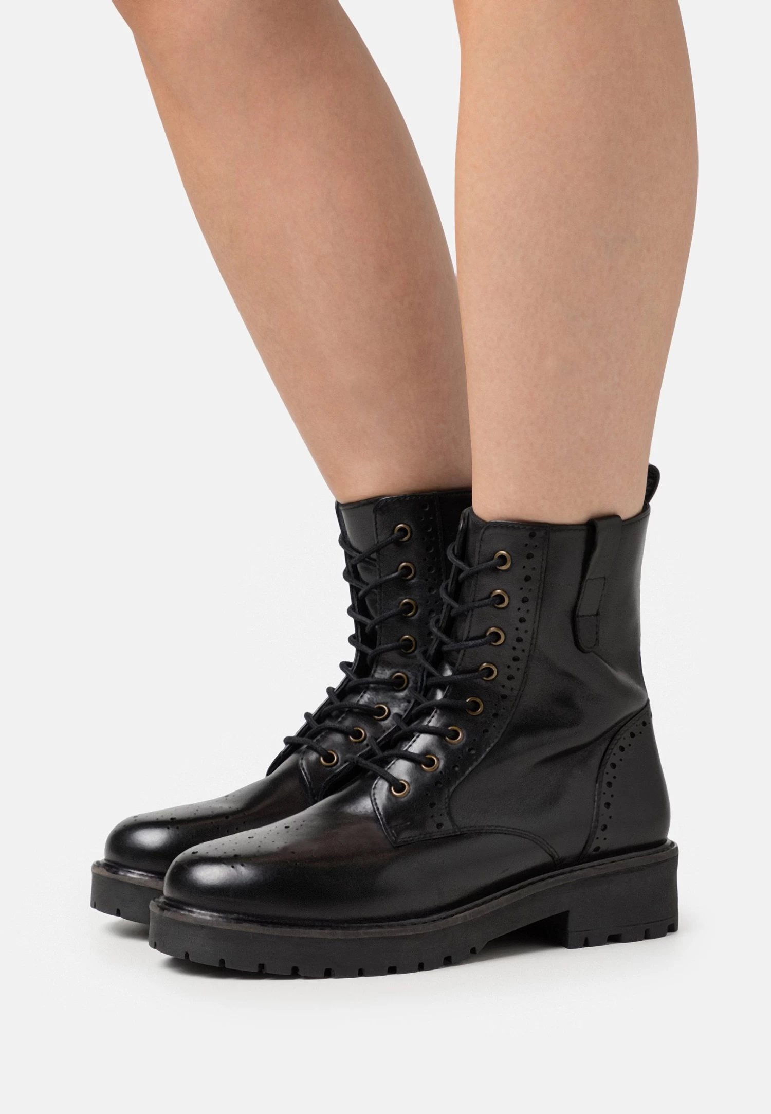 Pier One Leather Stivaletti Con PlateauBlack Donna Stivaletti PI911N09R-Q11 1 Pier One Leather Stivaletti Con PlateauBlack Donna Stivaletti PI911N09R-Q11