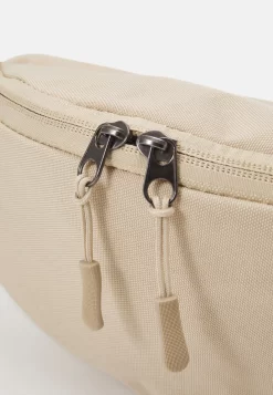 Pier One MarsupioBeige Uomo Borse PI954H02N-B11 7 Pier One MarsupioBeige Uomo Borse PI954H02N-B11 -Pier One 235d61a2fd4c4f93b93bcb234f92ed6d scaled