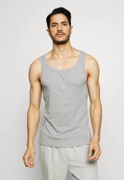 Pier One 3 Pack - Maglietta Intima - Black/Grey/White -Pier One 23af6578847c4577a4b60ba80bb5579f scaled