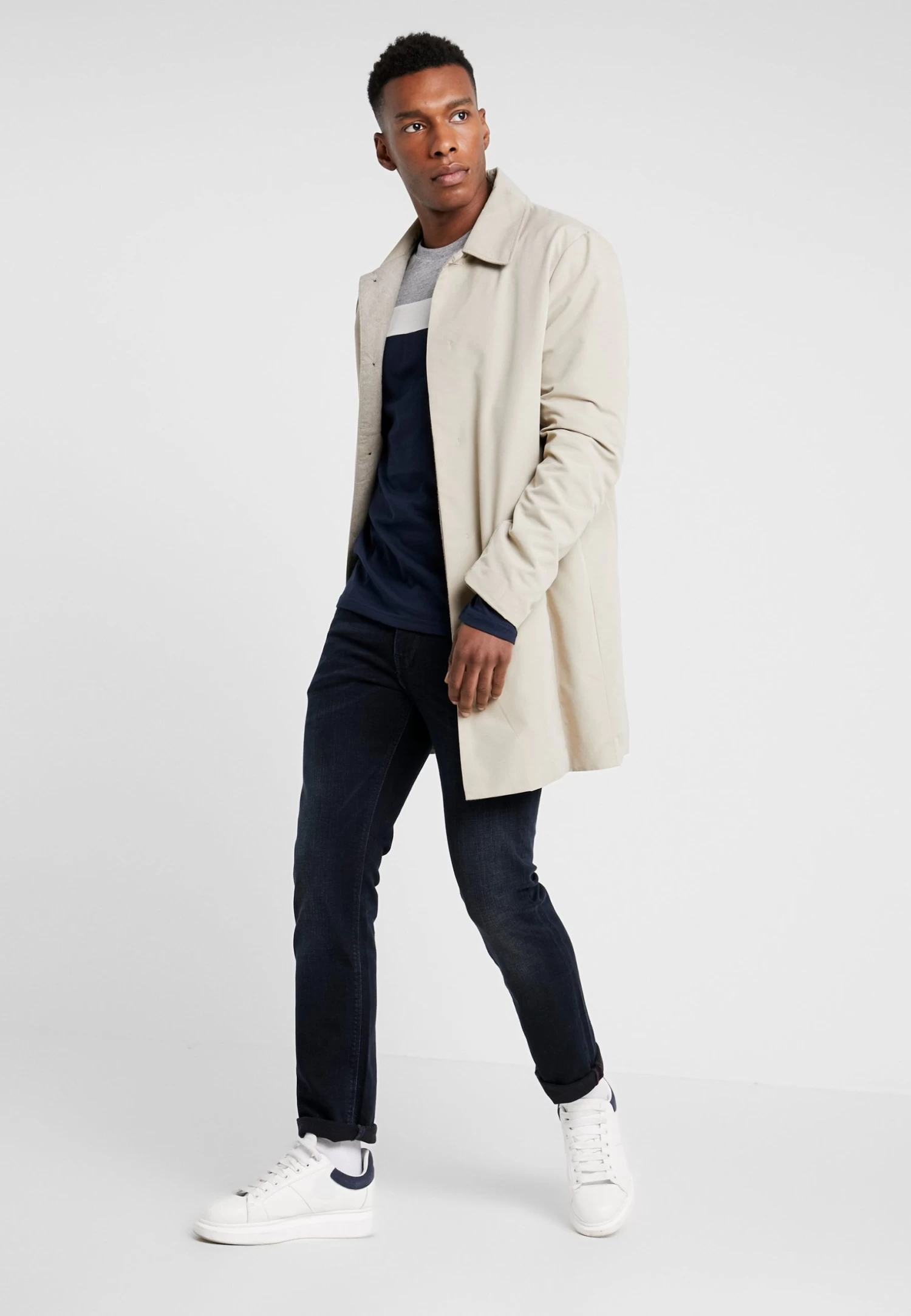 Pier One Maglietta A Manica LungaGrey/Dark Blue Uomo T-shirt E Polo PI922O0GL-C11 2 Pier One Maglietta A Manica LungaGrey/Dark Blue Uomo T-shirt E Polo PI922O0GL-C11 - immagine 2