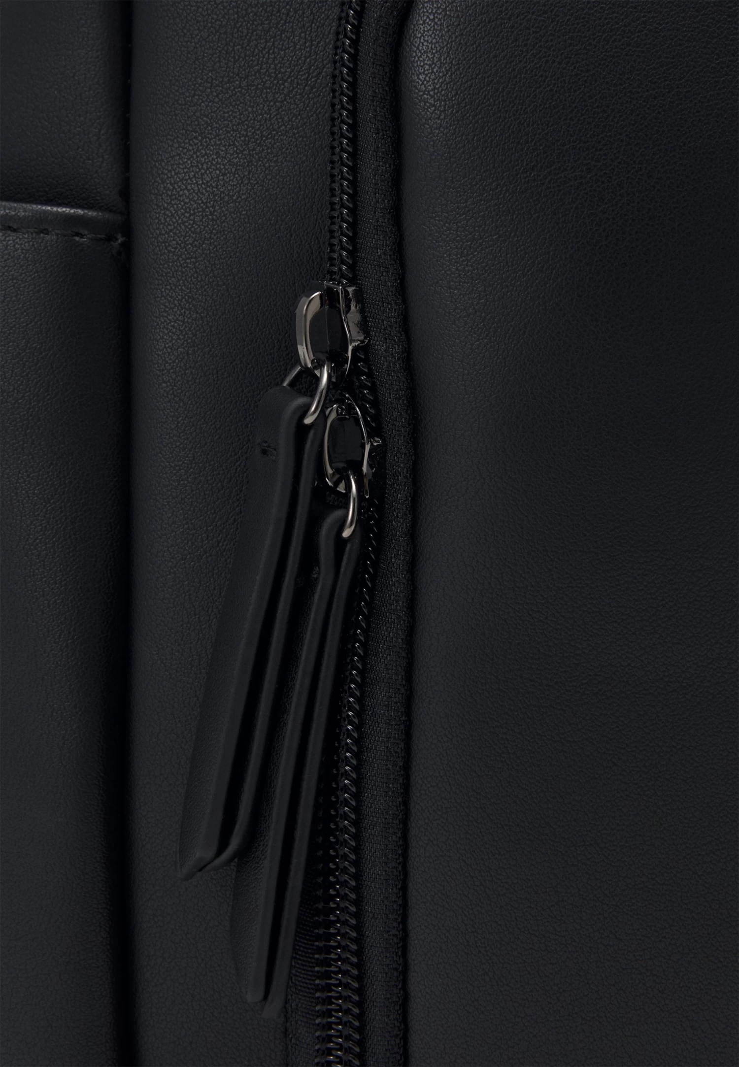 Pier One UnisexZainoBlack Donna Borse PI954O038-Q11 4 Pier One UnisexZainoBlack Donna Borse PI954O038-Q11 - immagine 4