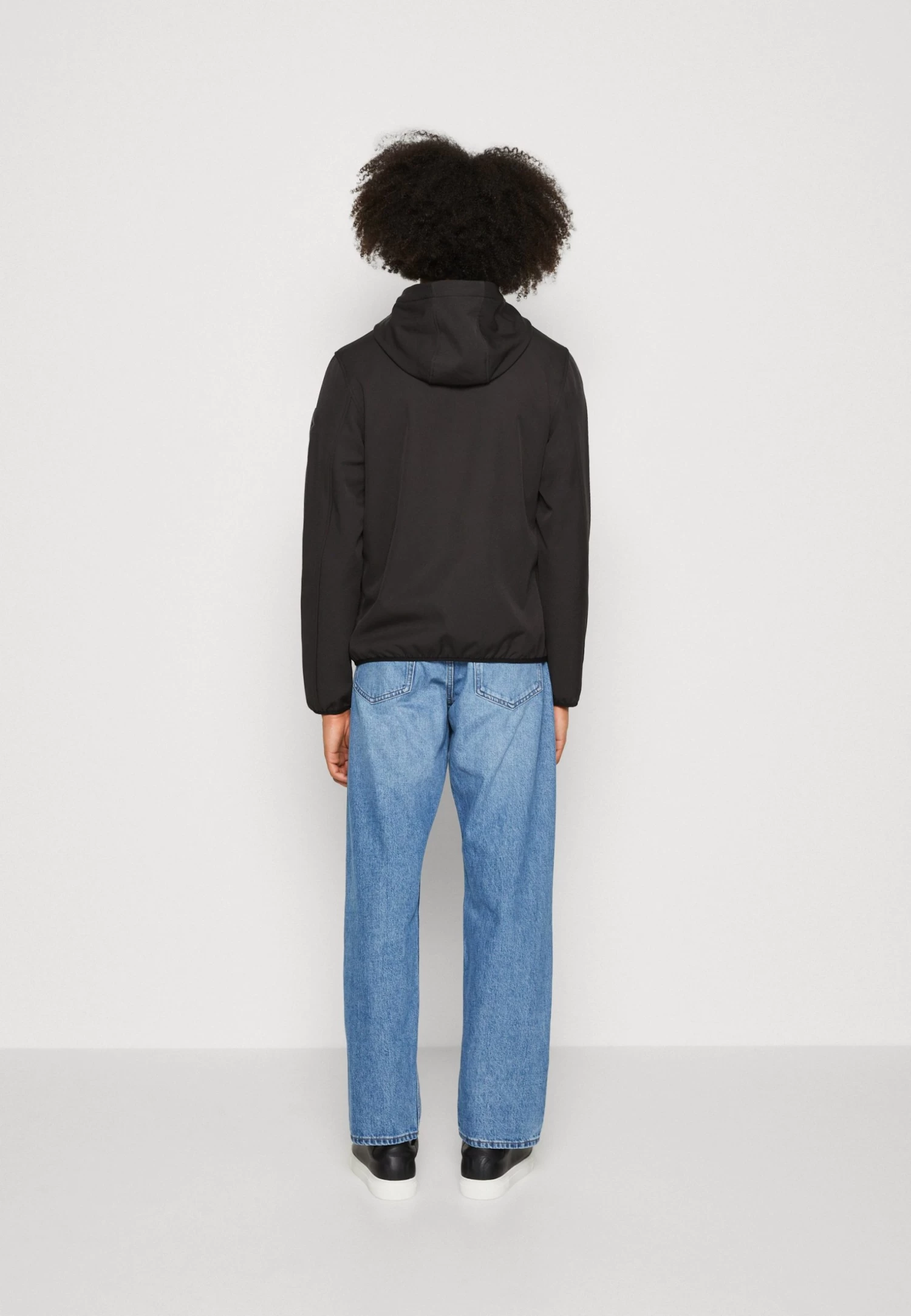 Pier One ImpermeabileBlack Uomo Giacche PI922T04I-Q11 3 Pier One ImpermeabileBlack Uomo Giacche PI922T04I-Q11 - immagine 3