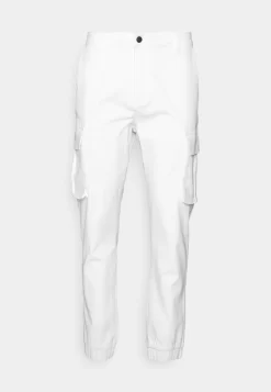 Pier One Cuffed Skinny Trouser Pantaloni CargoWhite Uomo Pantaloni YO122E01H-A11 8 Pier One Cuffed Skinny Trouser Pantaloni CargoWhite Uomo Pantaloni YO122E01H-A11 -Pier One 4e3aede249bc4129bbf969f1fa9be9f5 scaled