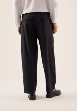 Pier One ChinoBlack Uomo Pantaloni PI922E05F-Q11 -Pier One 53f1e9309df444a4ac00be5b2664979e scaled