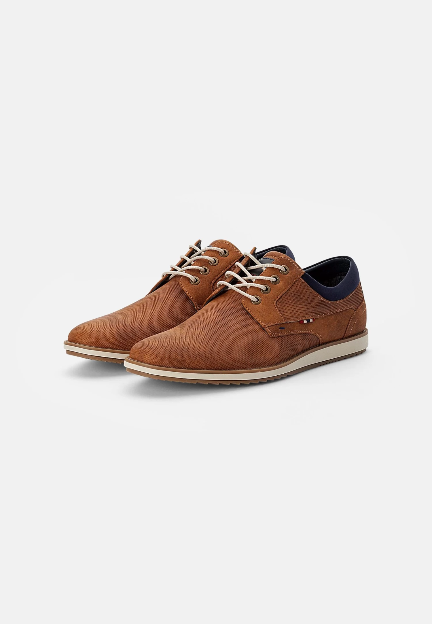 Pier One Stringate SportiveTan Uomo Scarpe Con I Lacci PI912M0AM-B11 2 Pier One Stringate SportiveTan Uomo Scarpe Con I Lacci PI912M0AM-B11 - immagine 2