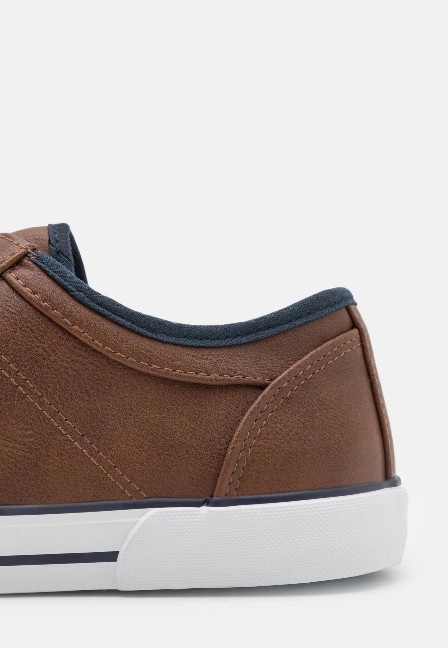 Pier One Unisex - Sneakers Basse - 708 6 Pier One Unisex - Sneakers Basse - 708 - immagine 6