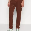 Pier One Corduroy - Pantaloni - Brown