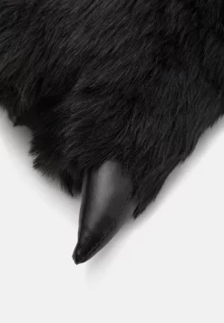 Pier One Pantofole - Black 11 Pier One Pantofole - Black -Pier One 796914552fcb4fcaac1e33068a36c27f scaled