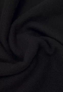 Pier One Set UnisexSciarpa Black/Off-White Donna Sciarpe PI954G01Q-Q12 -Pier One 7ee170cd7e2142cda21de4390f82035e scaled