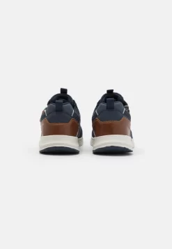 Pier One Sneakers BasseDark Blue Uomo Sneaker PI912O051-K11 -Pier One 80968817a8da47b294450f21e3d28224 scaled