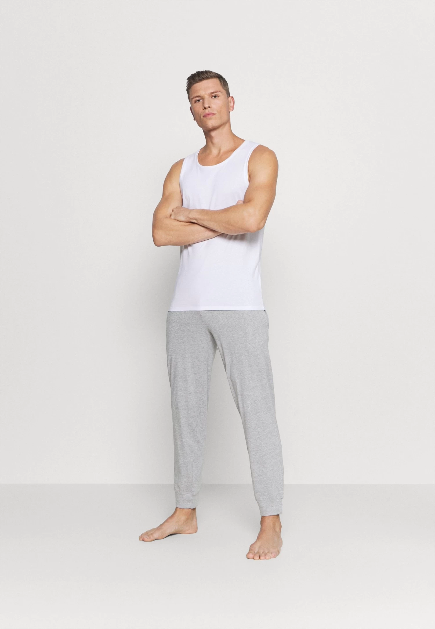 Pier One 2 PackPantaloni Del PigiamaMottled Dark Grey/Mottled Grey Uomo Per La Notte PI982L00I-C11 1 Pier One 2 PackPantaloni Del PigiamaMottled Dark Grey/Mottled Grey Uomo Per La Notte PI982L00I-C11