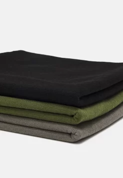 Pier One 3 Pack UnisexScaldacolloBlack, Grey, Olive Uomo Foulard E Sciarpe PI954G01L-Q11 -Pier One 84f98a206bd54f27bd29605e058c4b38 scaled