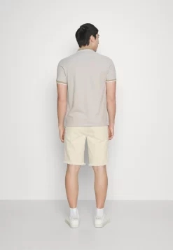 Pier One Shorts Di Jeans Beige Uomo Bermuda PI922F05A-B11 -Pier One 86c131f91bcf40c49254fa658c42e65c scaled