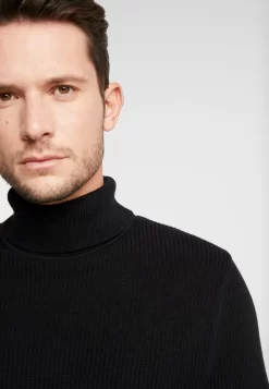 Pier One MaglioneBlack Uomo Maglieria PI922Q067-Q11 -Pier One 86f31f4035ea4420a34ec8882378ae9e scaled