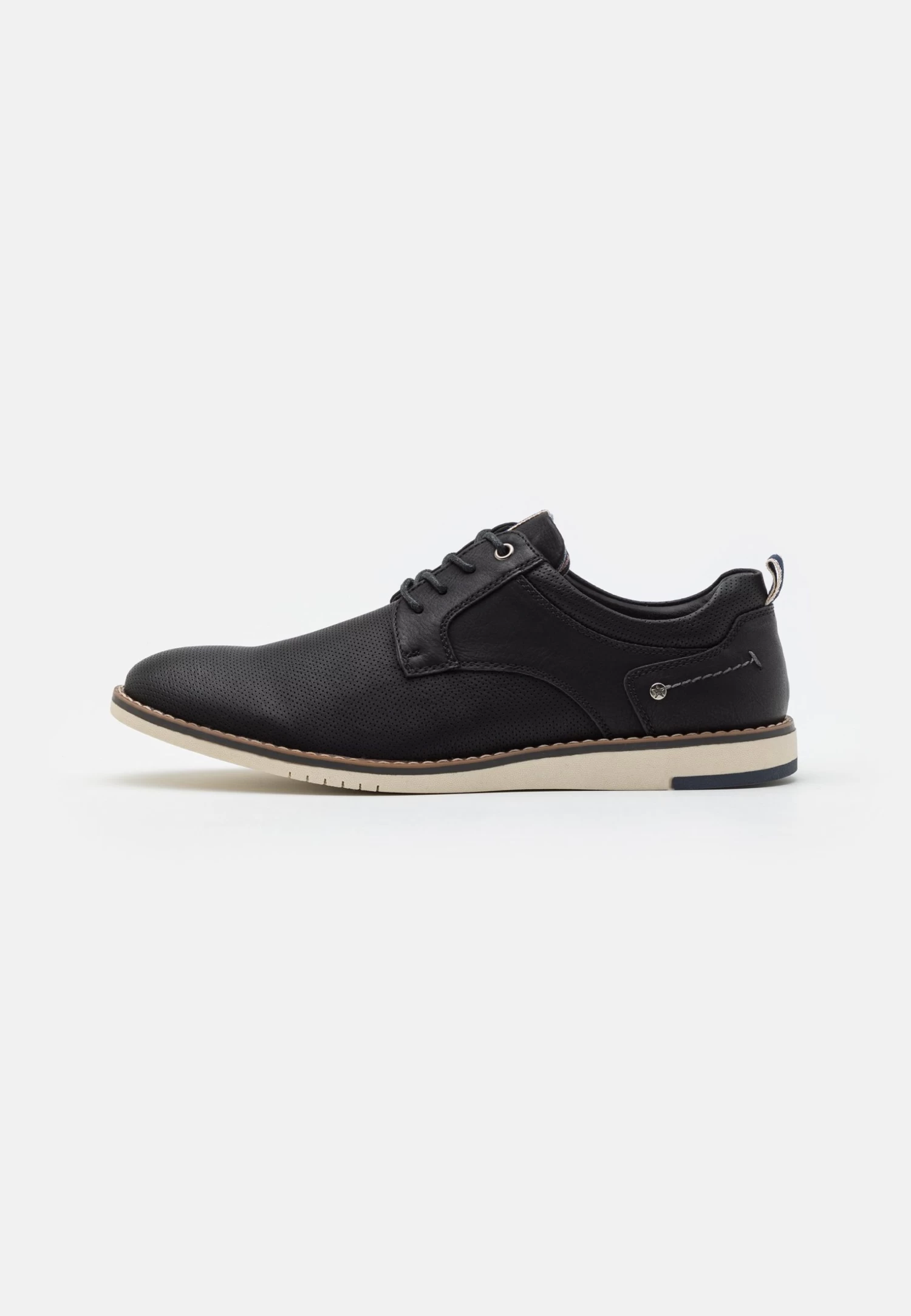 Pier One Stringate SportiveBlack Uomo Scarpe Con I Lacci PI912M0DV-Q11 1 Pier One Stringate SportiveBlack Uomo Scarpe Con I Lacci PI912M0DV-Q11