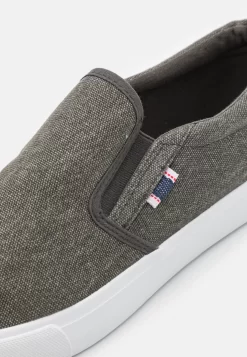 Pier One UnisexSneakers BasseGrey Uomo Scarpe Basse PI915O02J-C11 -Pier One 8a4965b673914b6e847d91199f0f296d scaled