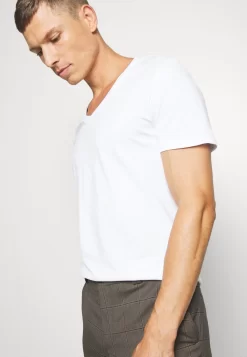 Pier One 2 Pack - T-Shirt Basic - White 11 Pier One 2 Pack - T-Shirt Basic - White -Pier One 8a50f47374ab42e380a66ae8b1778f0e scaled