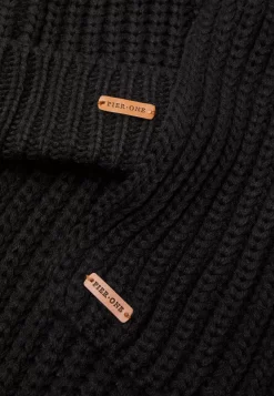 Pier One SetSciarpaBlack Uomo Cappellie Berretti PI952G01R-Q11 -Pier One 8bce0b39ce924a318a08b617d4db3aaf scaled