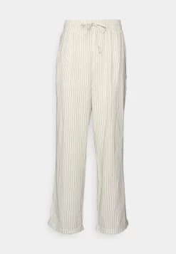 Pier One Drawcord Trousers Linen BlendPantaloniOff-White Uomo Pantaloni PI922E05A-A11 -Pier One 976f1ac0d05743c092e5a017af8c58d1 scaled