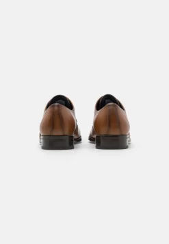 Pier One StringateCognac Uomo Scarpe Eleganti PI912M0DU-O11 8 Pier One StringateCognac Uomo Scarpe Eleganti PI912M0DU-O11 -Pier One 9bdb1805f79c4808bcbbea6f6edb040d scaled