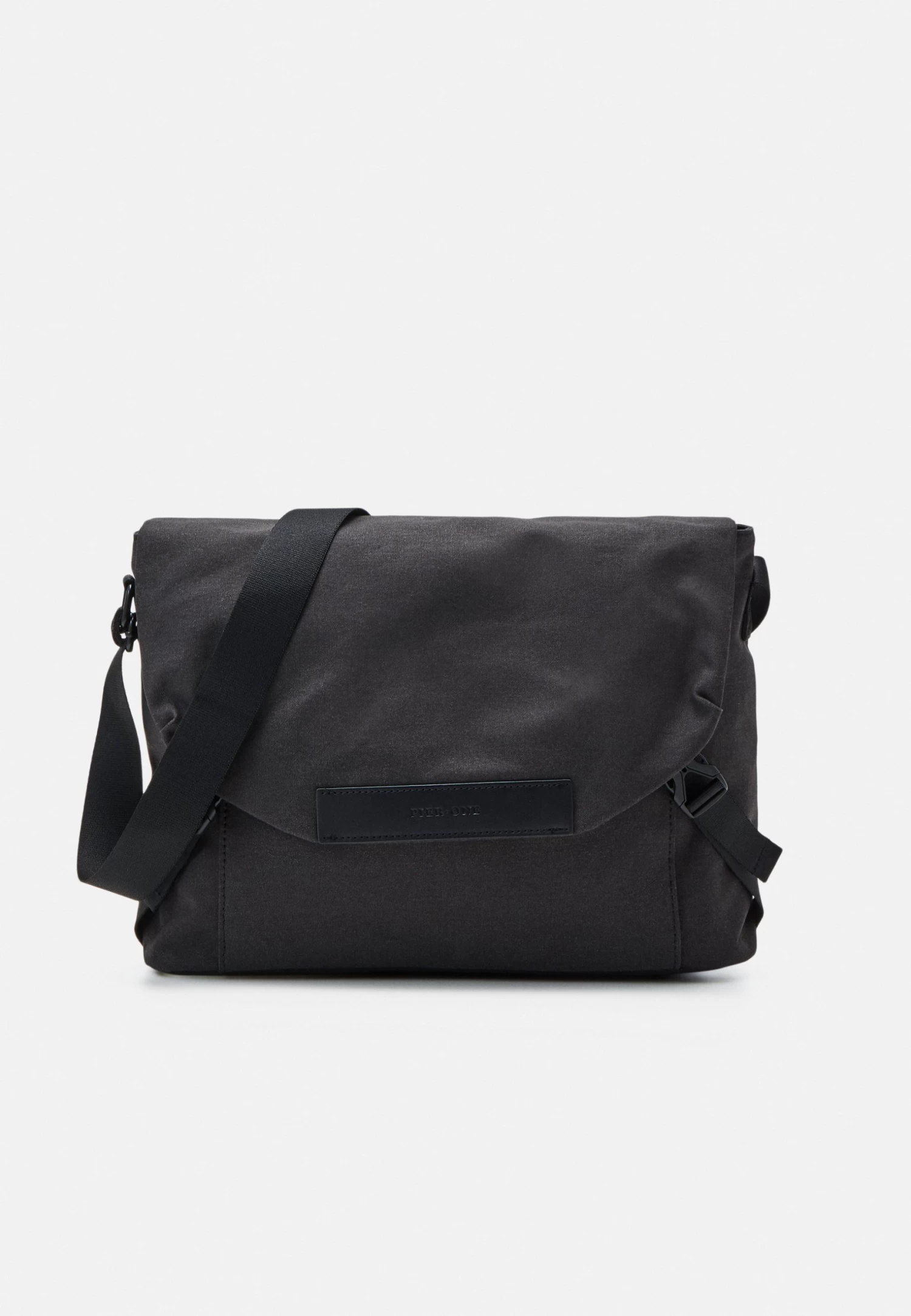Pier One Borsa A TracollaBlack Uomo Borse PI952H06R-Q11 1 Pier One Borsa A TracollaBlack Uomo Borse PI952H06R-Q11