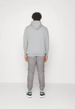 Pier One Pantaloni SportiviGrey Uomo Pantaloni Sportivi E Joggers PI922E051-C11 7 Pier One Pantaloni SportiviGrey Uomo Pantaloni Sportivi E Joggers PI922E051-C11 -Pier One acc790fbadaa4f8d89e7cd9394724a22 scaled