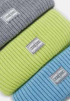 Pier One Unisex 3 PackBerrettoGrey, Neon Green, Light Blue Uomo Cappellie Berretti PI954P009-C11 -Pier One b7e517f5f9984a9f84a01c2fea84a466 scaled