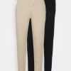 Pier One 2 PackPantaloni SportiviTan/Black Uomo Pantaloni Sportivi E Joggers PI922E03K-B11