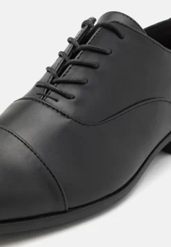 Pier One StringateBlack Uomo Scarpe Con I Lacci PI912M0E1-Q11 11 Pier One StringateBlack Uomo Scarpe Con I Lacci PI912M0E1-Q11 -Pier One ca9193d772124267948a8b02236148ee scaled