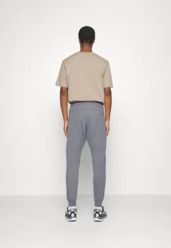 Pier One Pantaloni SportiviDark Grey Uomo Pantaloni PI922E03N-C16 8 Pier One Pantaloni SportiviDark Grey Uomo Pantaloni PI922E03N-C16 -Pier One d666750459d94c8ea69b6648f54c3e51 scaled