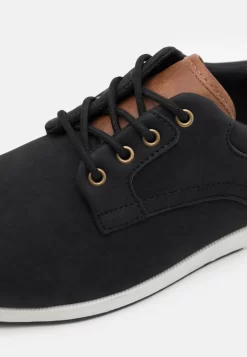 Pier One Stringate SportiveBlack Uomo Scarpe Con I Lacci PI912M0A0-Q11 11 Pier One Stringate SportiveBlack Uomo Scarpe Con I Lacci PI912M0A0-Q11 -Pier One db0ae7a8aad84ab4857c5495aab7f97e scaled