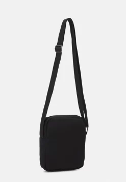 Pier One -Pier One db996abc419a4bd1ba15486a2af00188 scaled