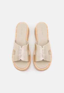 Pier One LeatherZoccoliGold Donna Ciabatte E Zoccoli PI911A0HK-F11 -Pier One e006cf8265204564bac3d48b81a35547 scaled