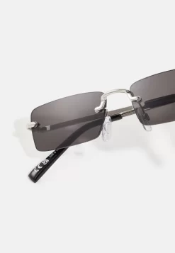 Pier One UnisexOcchiali Da SoleBlack Uomo Occhiali Da Sole PI954K01V-Q11 7 Pier One UnisexOcchiali Da SoleBlack Uomo Occhiali Da Sole PI954K01V-Q11 -Pier One e4b924402d194b83882d18a8e7fb02b3 scaled