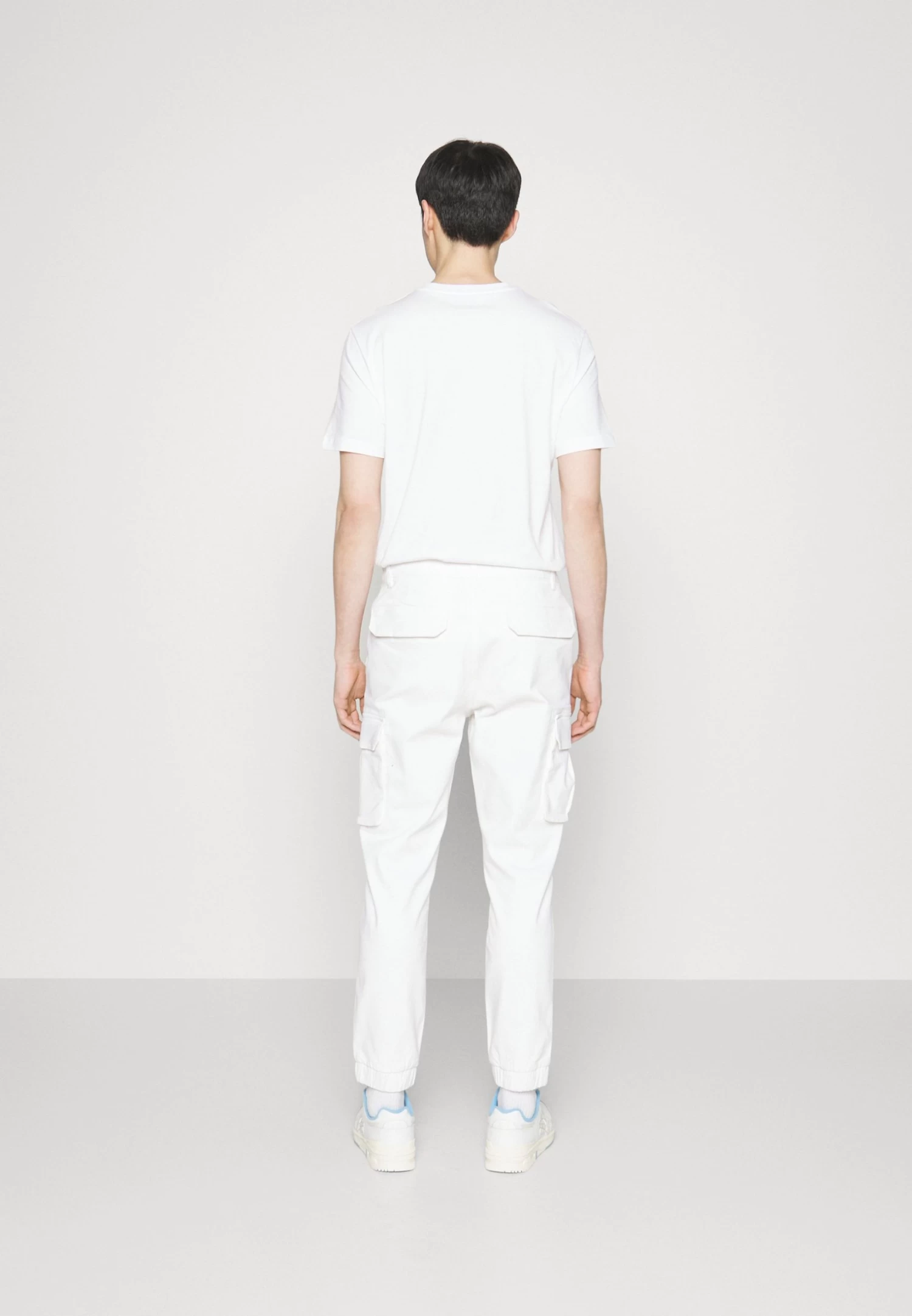 Pier One Cuffed Skinny Trouser Pantaloni CargoWhite Uomo Pantaloni YO122E01H-A11 3 Pier One Cuffed Skinny Trouser Pantaloni CargoWhite Uomo Pantaloni YO122E01H-A11 - immagine 3