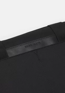 Pier One UnisexBorsa Porta PcBlack Donna Borse PI954H021-Q11 7 Pier One UnisexBorsa Porta PcBlack Donna Borse PI954H021-Q11 -Pier One efdab5b0774046cab7ce4c22eb419887 scaled