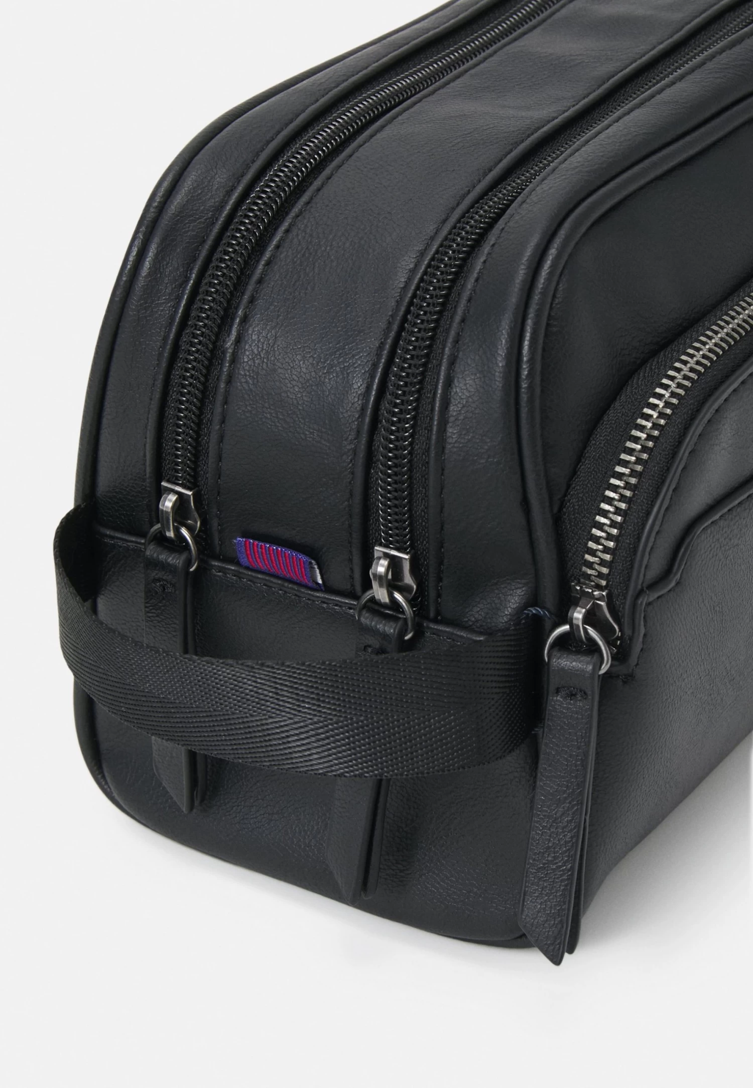 Pier One TrousseBlack Uomo Borse PI952H06P-Q11 4 Pier One TrousseBlack Uomo Borse PI952H06P-Q11 - immagine 4