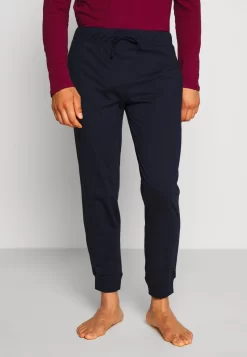 Pier One 2 PackPantaloni Del PigiamaDark Blue/Bordeaux Uomo Per La Notte PI982L00I-K11 9 Pier One 2 PackPantaloni Del PigiamaDark Blue/Bordeaux Uomo Per La Notte PI982L00I-K11 -Pier One fe08152c51c849aaa4467e374f9208b7 scaled
